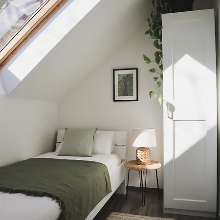 Urban Jungle Apartment - Free Parking Любляна Экстерьер фото